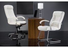 кресла и стулья